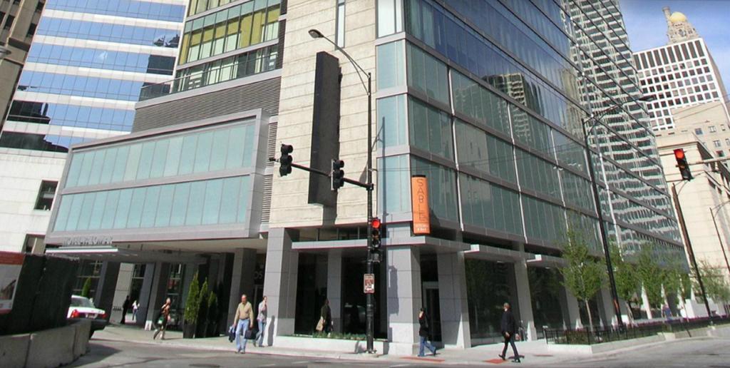 Bridgestreet At State And Grand Aparthotel Chicago Exterior photo